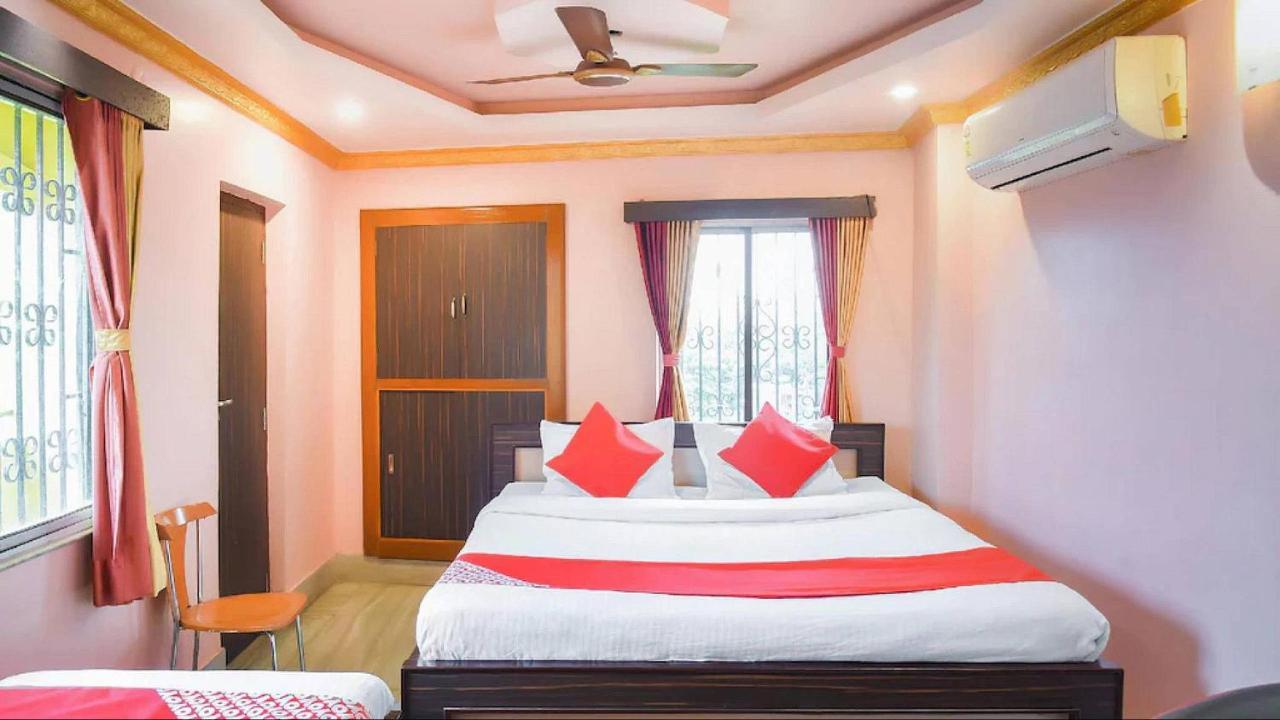 Moon Light Hotel Kolkata