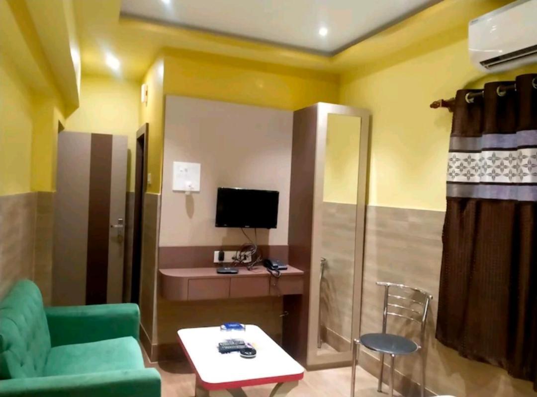 Moon Light Hotel 2*